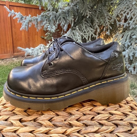 Dr. Doc Martens Chanda Black Flower Y2K Chunky Air Wair Platform Oxfords. 8/8.5 - Picture 9 of 9